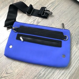 Caraa for Athleta Neoprene Hip Pouch